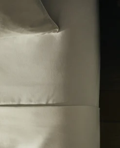 ZARA Home (300 Thread Count) Sateen Fitted Sheet