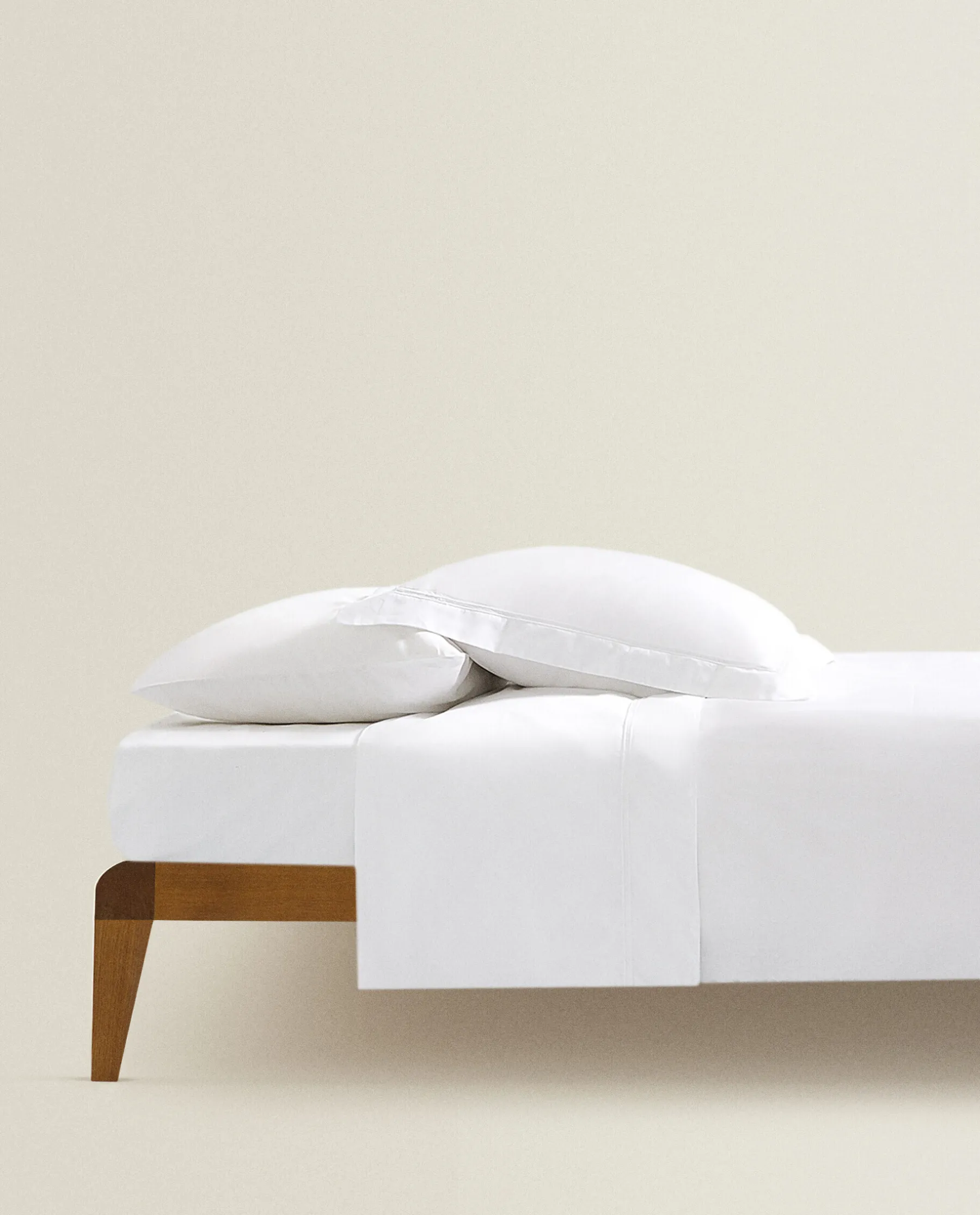 ZARA Home (300 Thread Count) Sateen Fitted Sheet
