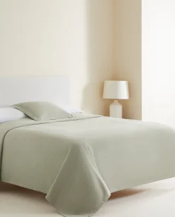 ZARA Home Bedspread With Polka Dot Design