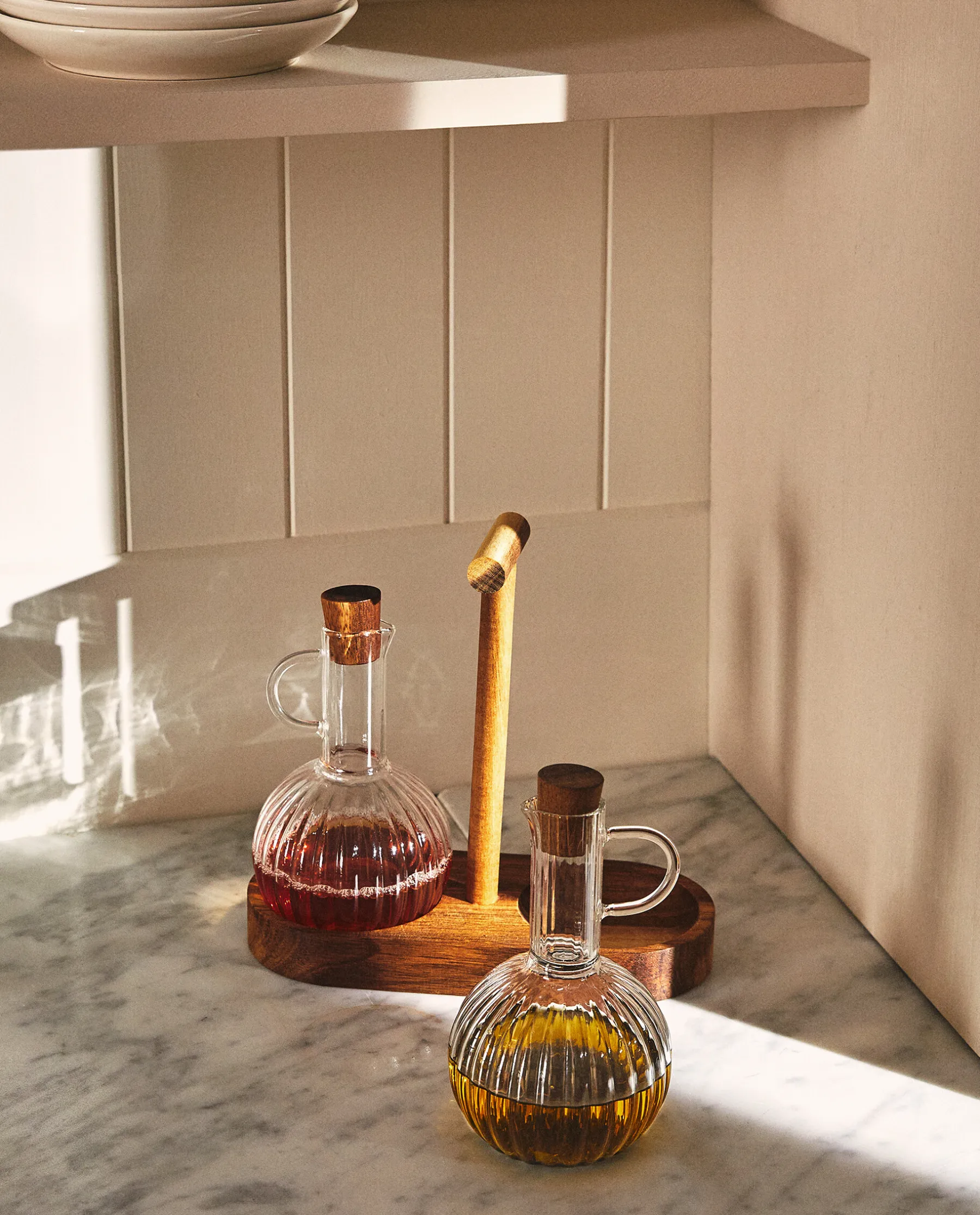 ZARA Home Bososilicate Glass And Wood Cruet Set
