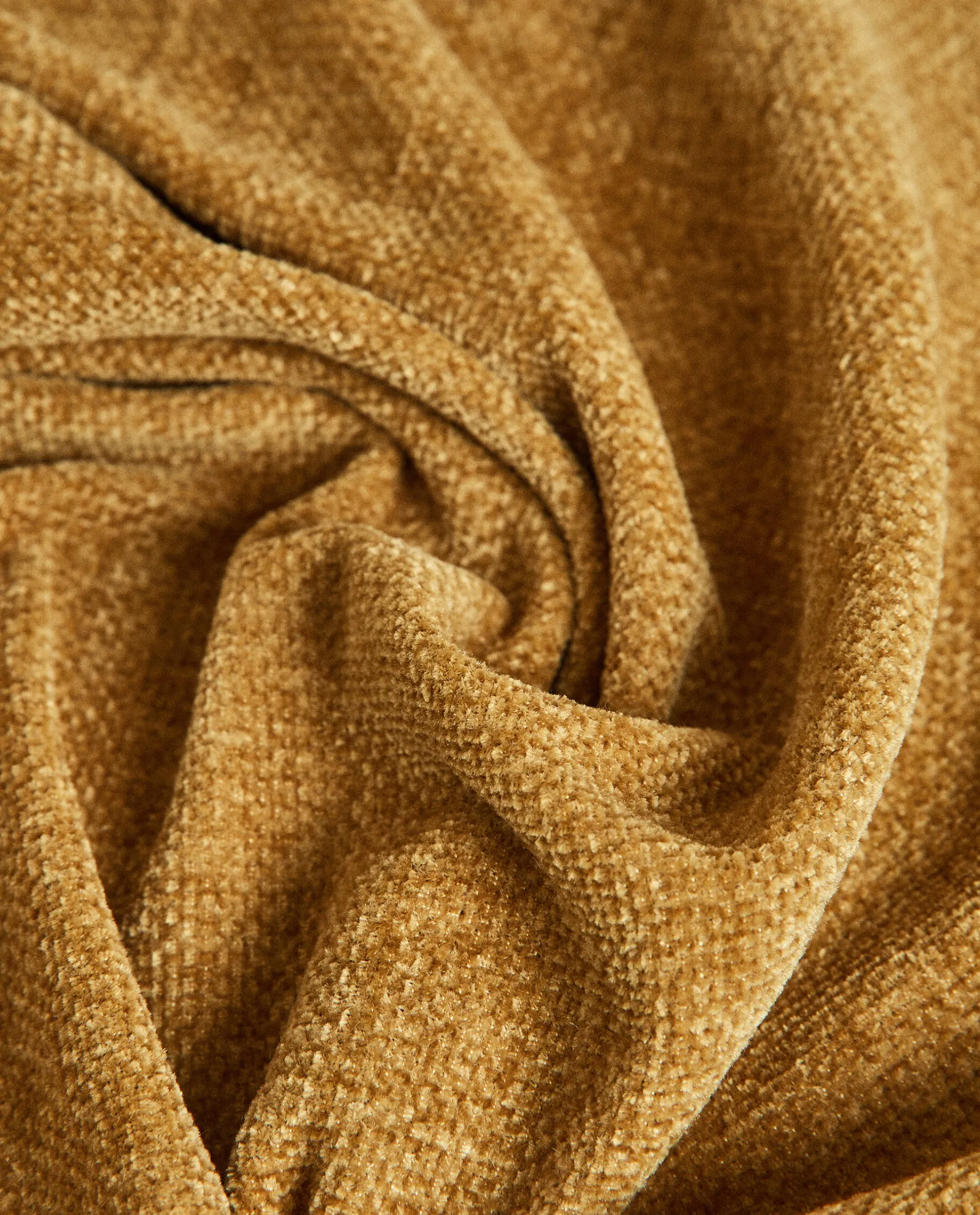 ZARA Home Chenille Blanket