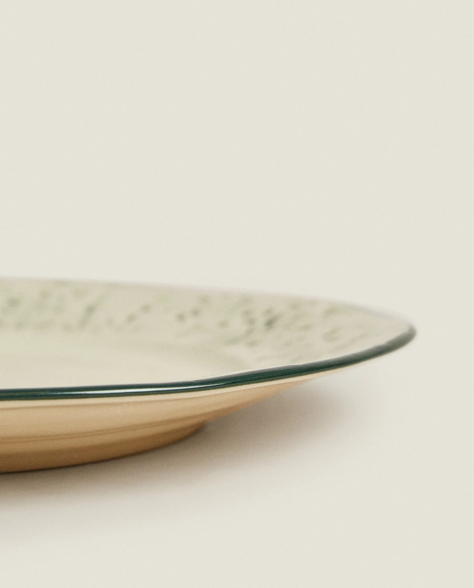 ZARA Home Christmas Dessert Plate With Raised Floral Design