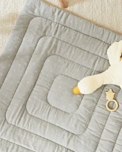 ZARA Home Clover Print Play Rug