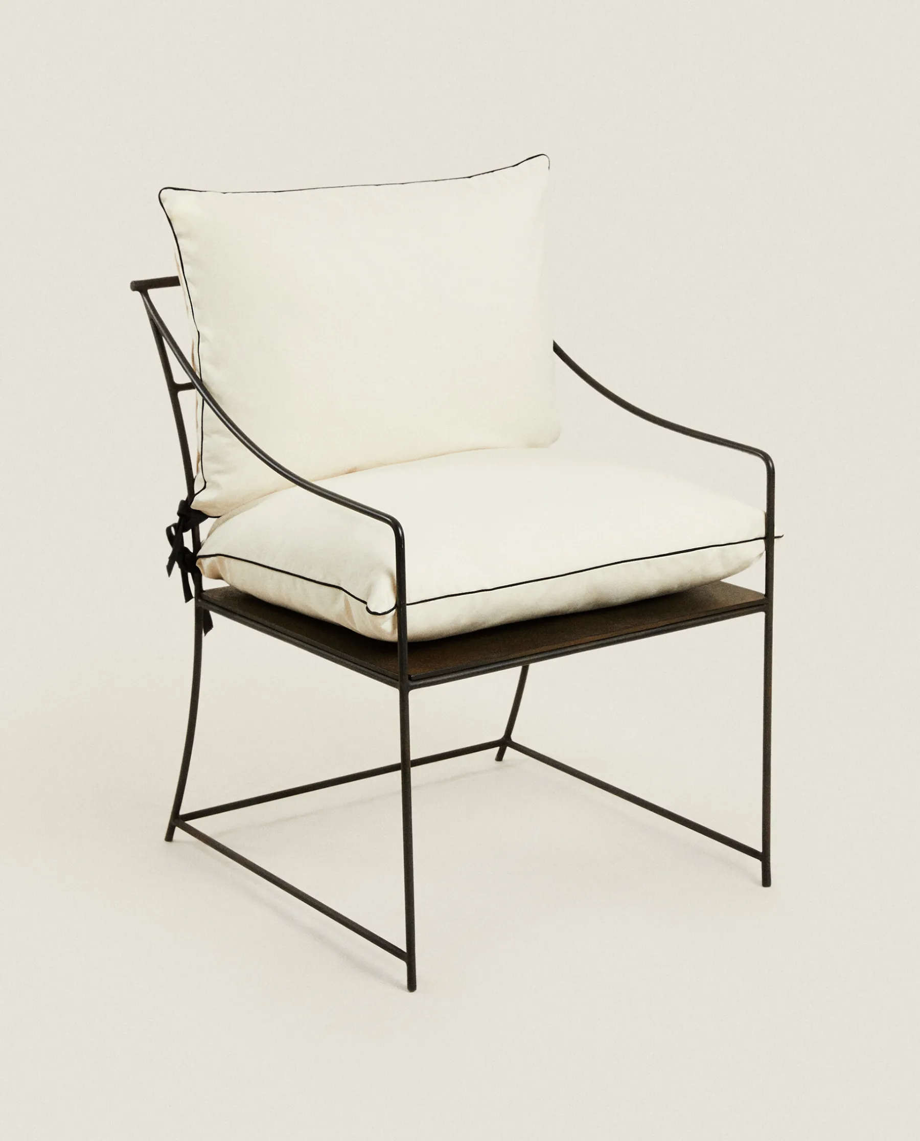 ZARA Home Cotton Back Cushion With Piping