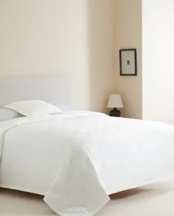 ZARA Home Dotted Quilt