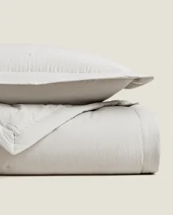 ZARA Home Dotted Quilt