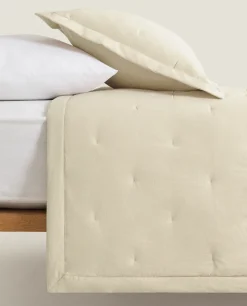 ZARA Home Dotted Quilt