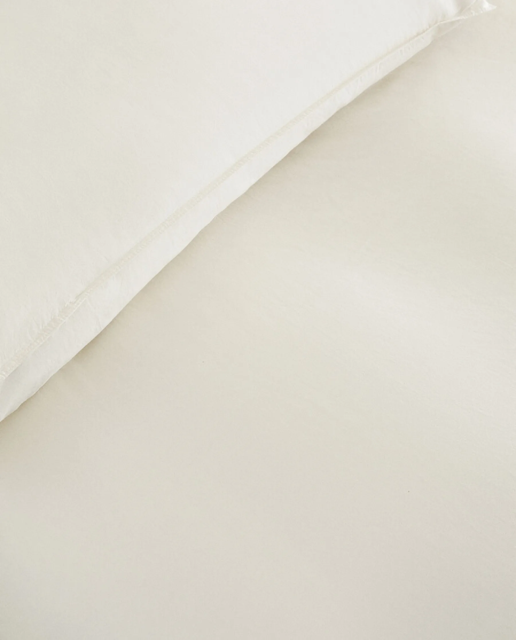 ZARA Home Double Topstitched Duvet Cover