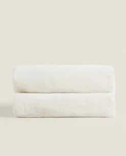 ZARA Home Double-Textured Faux Fur Blanket