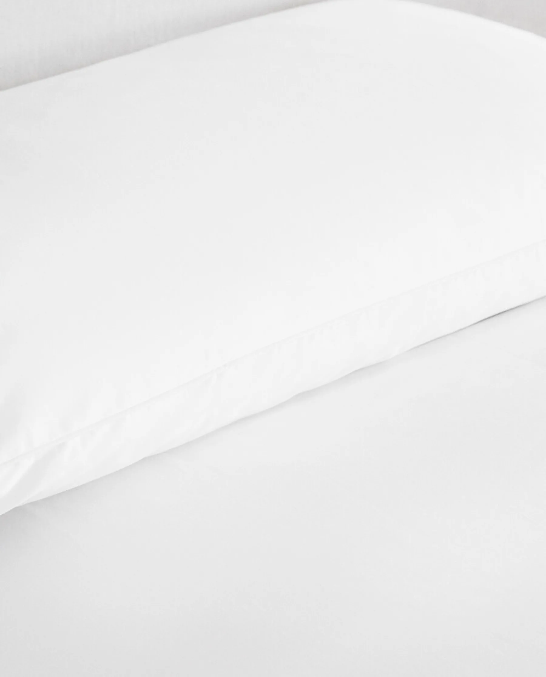 ZARA Home Duvet Cover With Colored Piping Detail