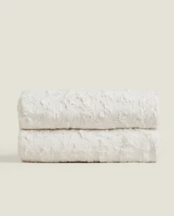 ZARA Home Faux Fur Blanket