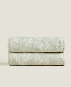 ZARA Home Floral Jacquard Blanket