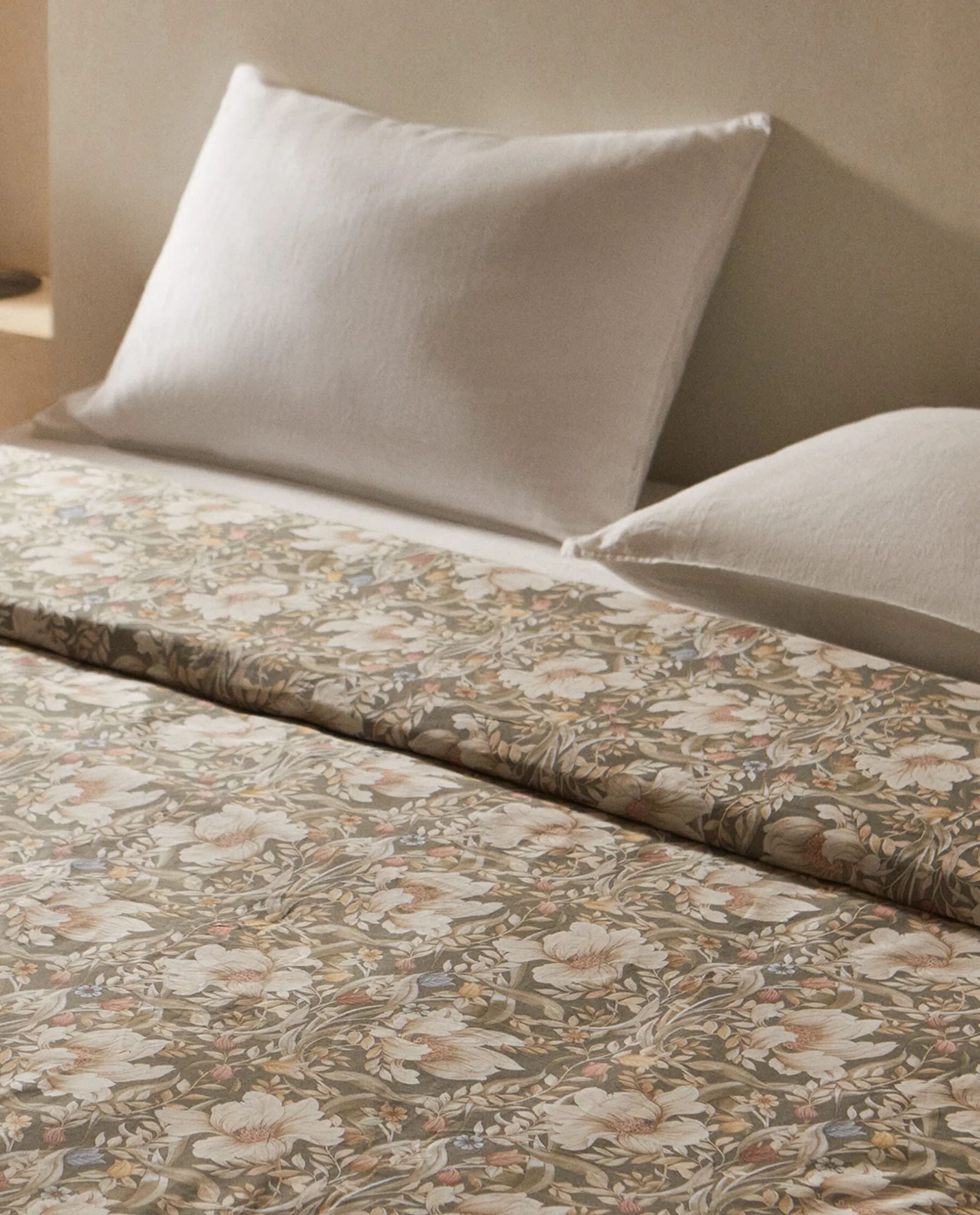 ZARA Home Floral Print Duvet Cover