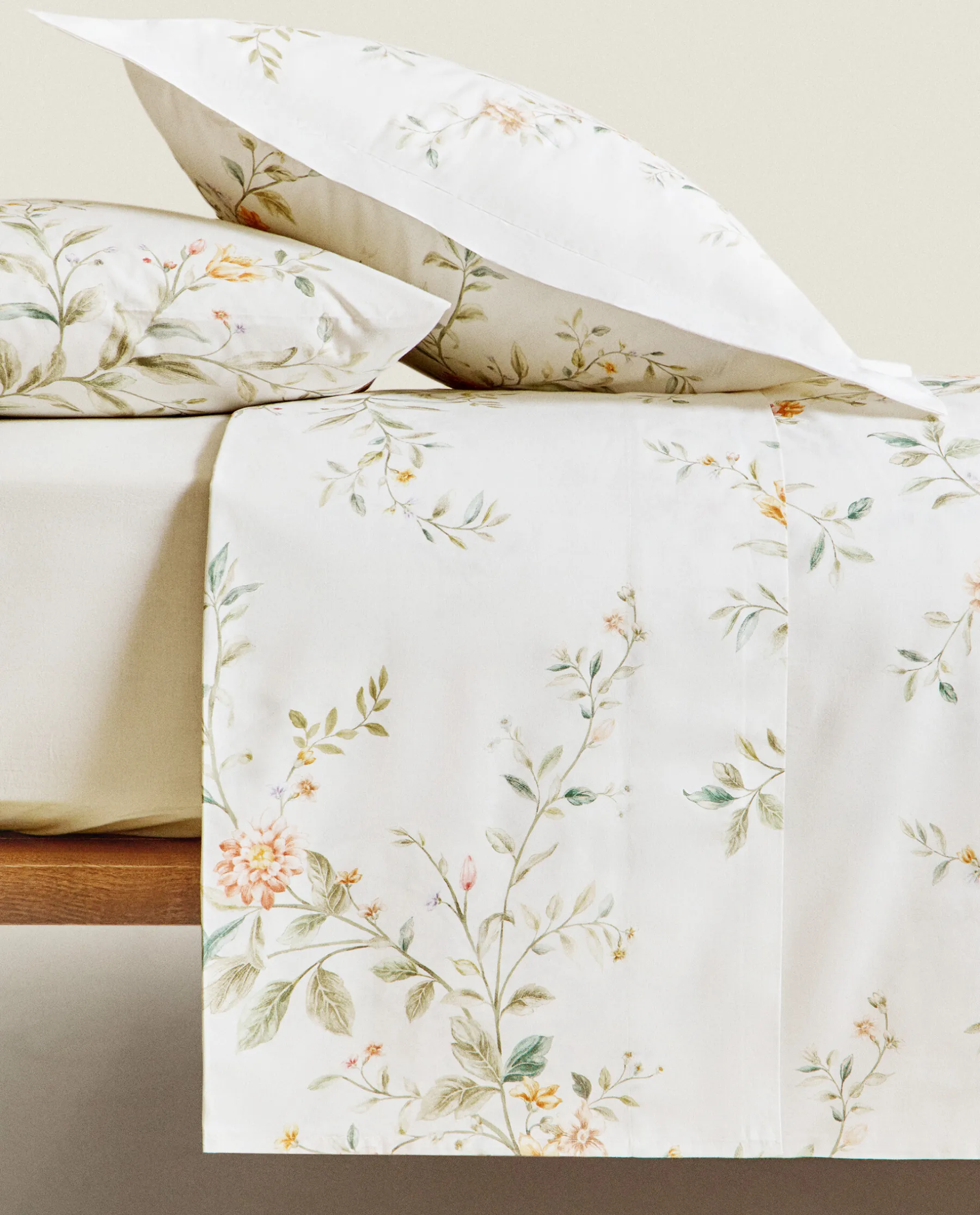 ZARA Home Floral Print Duvet Cover