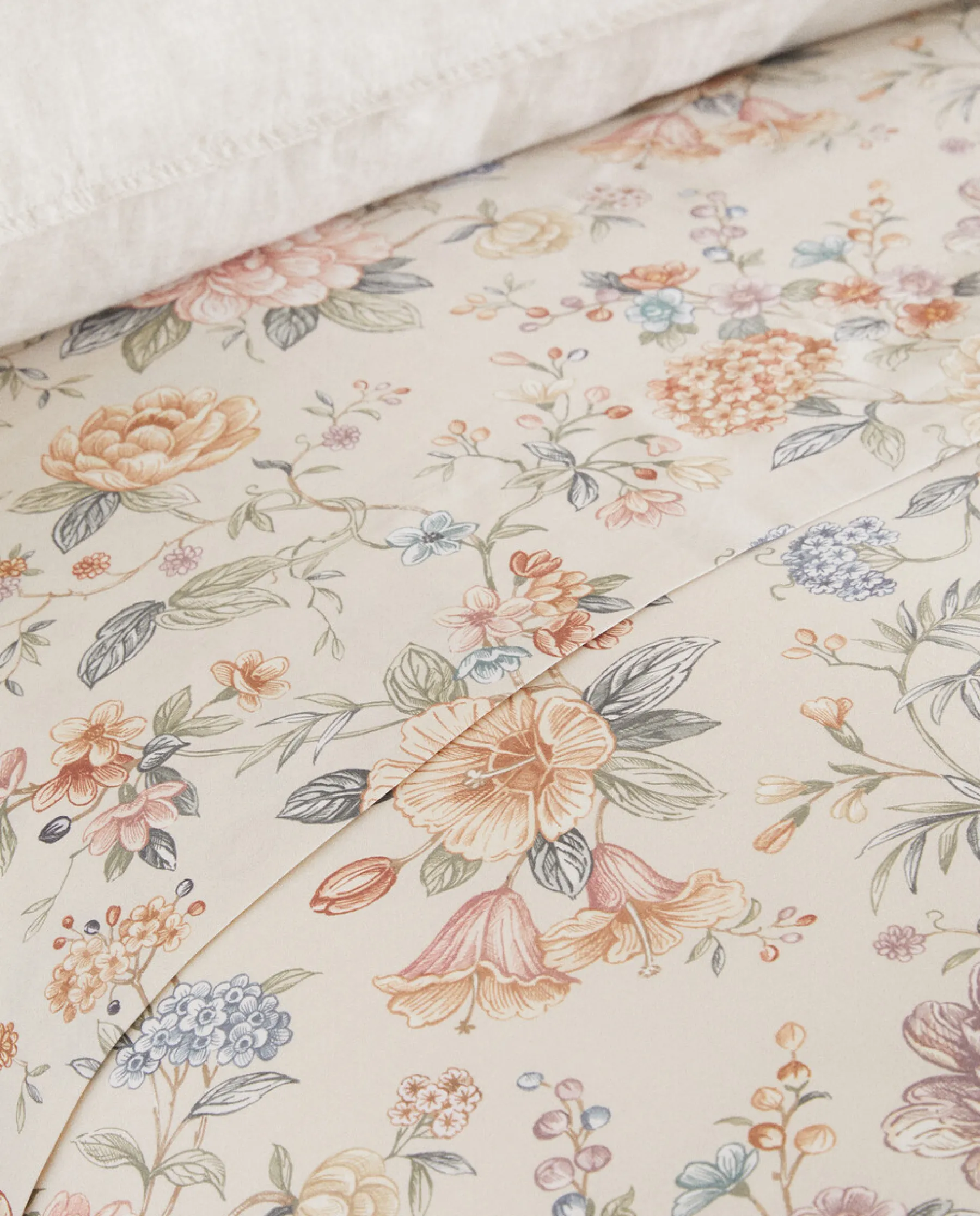 ZARA Home Floral Print Duvet Cover