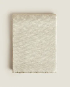 ZARA Home Fringed Acrylic Blanket