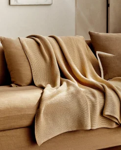 ZARA Home Knit Blanket