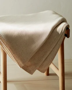 ZARA Home Knit Blanket