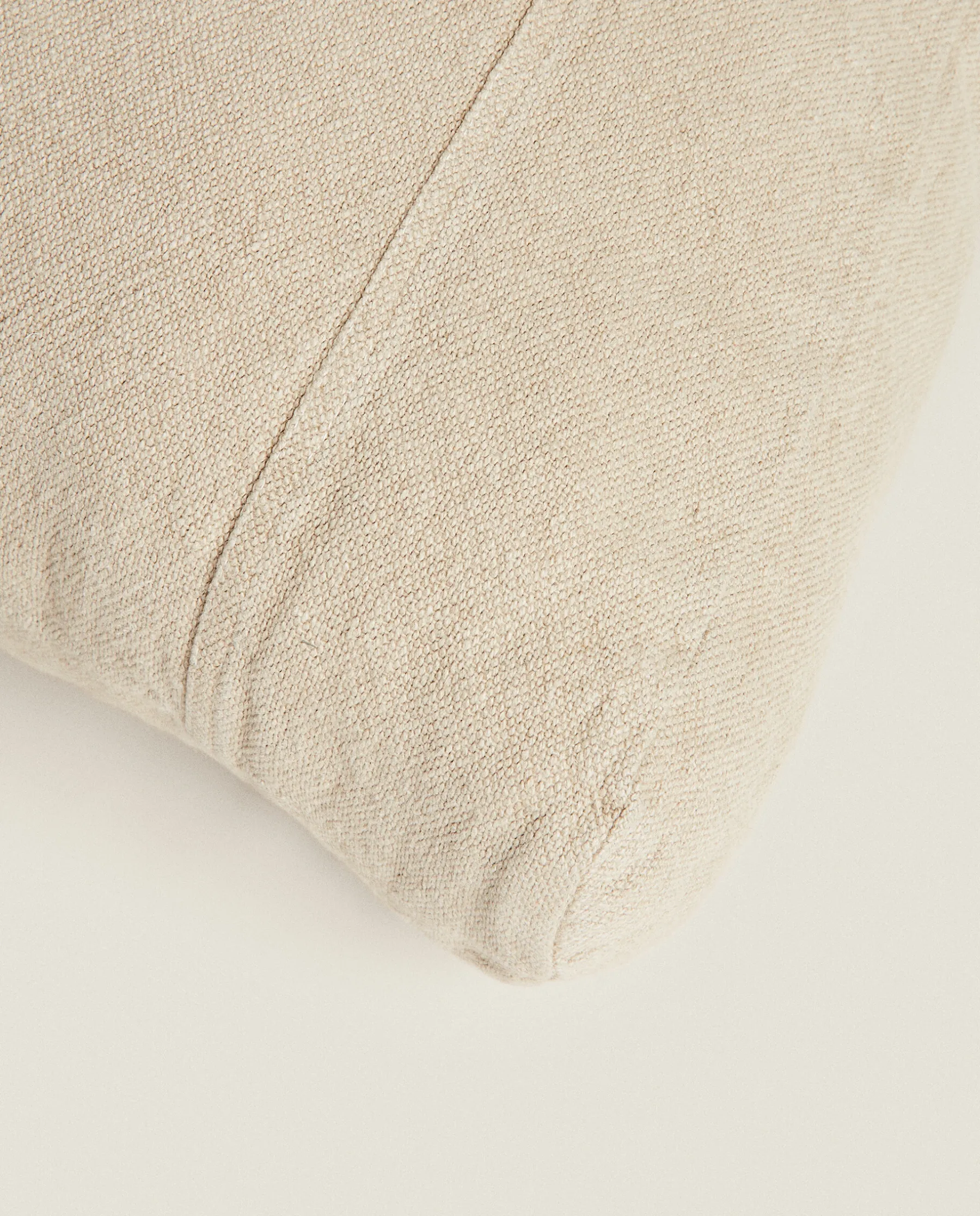 ZARA Home Linen Pet Cushion