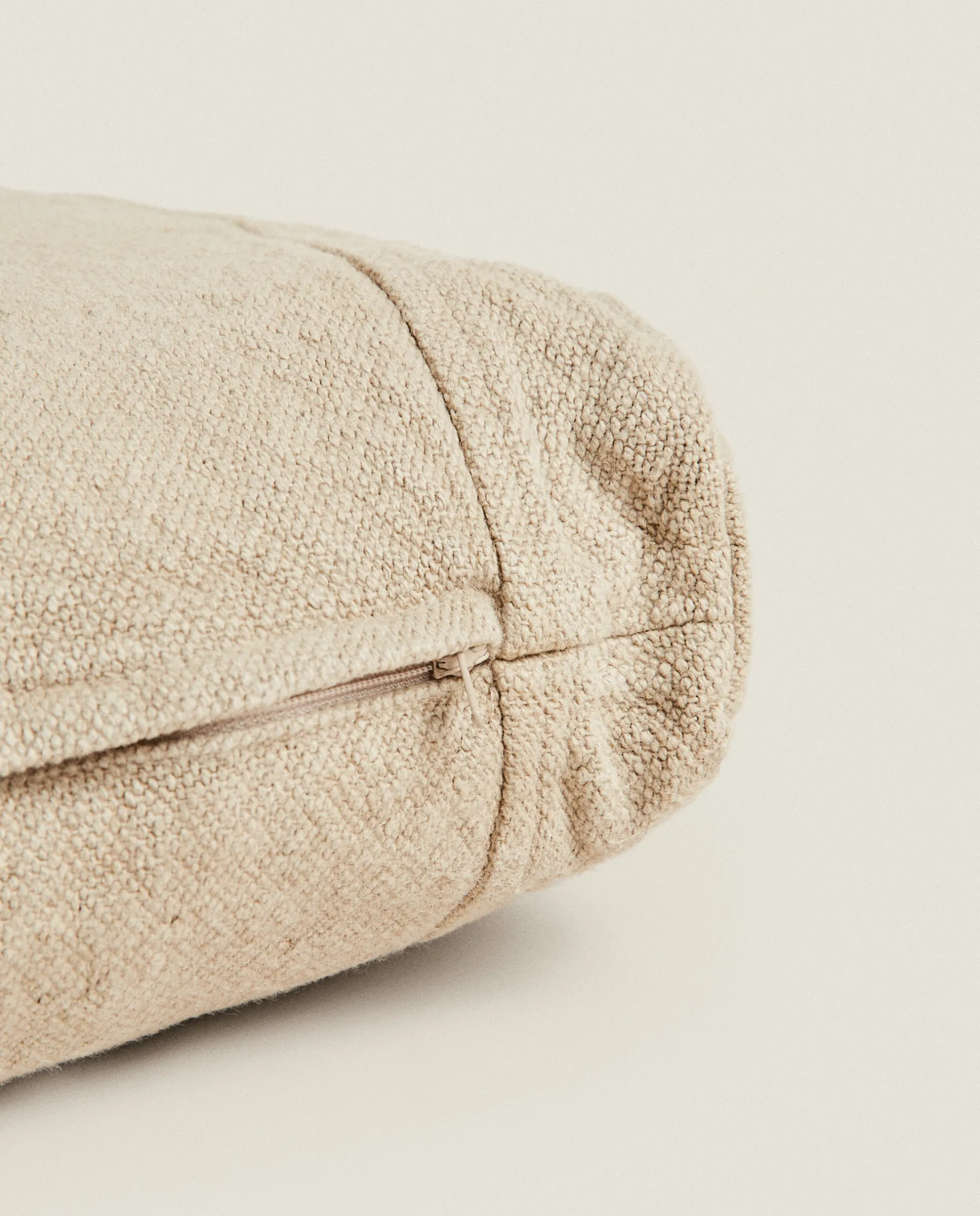 ZARA Home Linen Pet Cushion