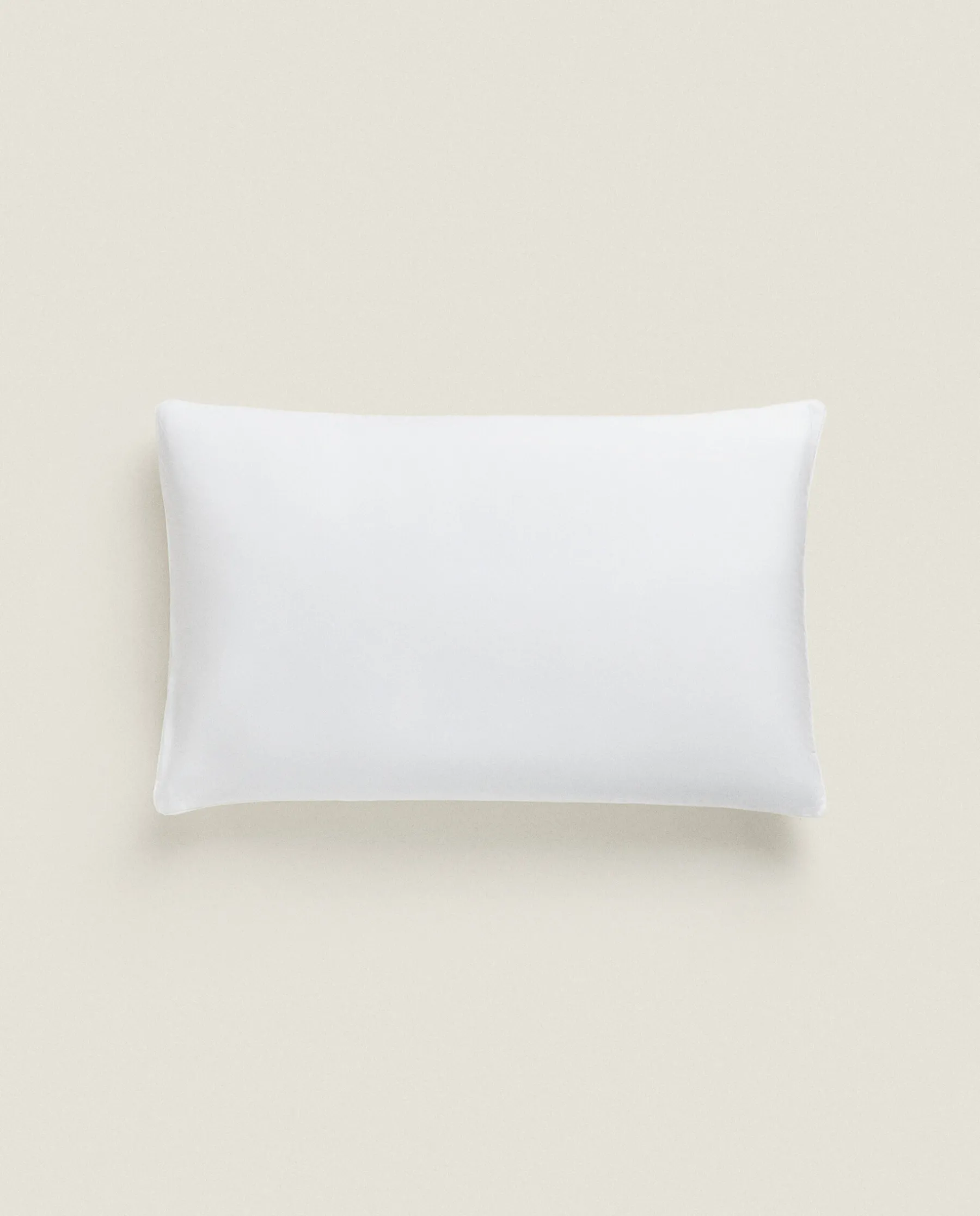 ZARA Home Pillowcase With Colored Piping Detail