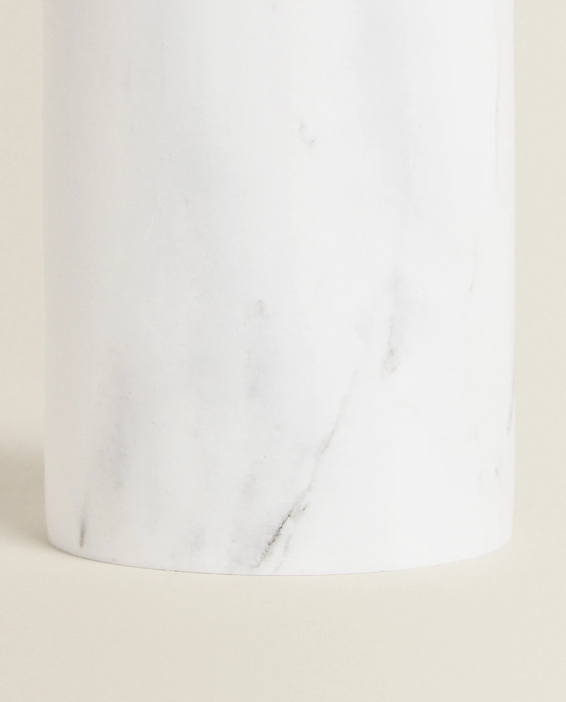 ZARA Home Resin Dispenser