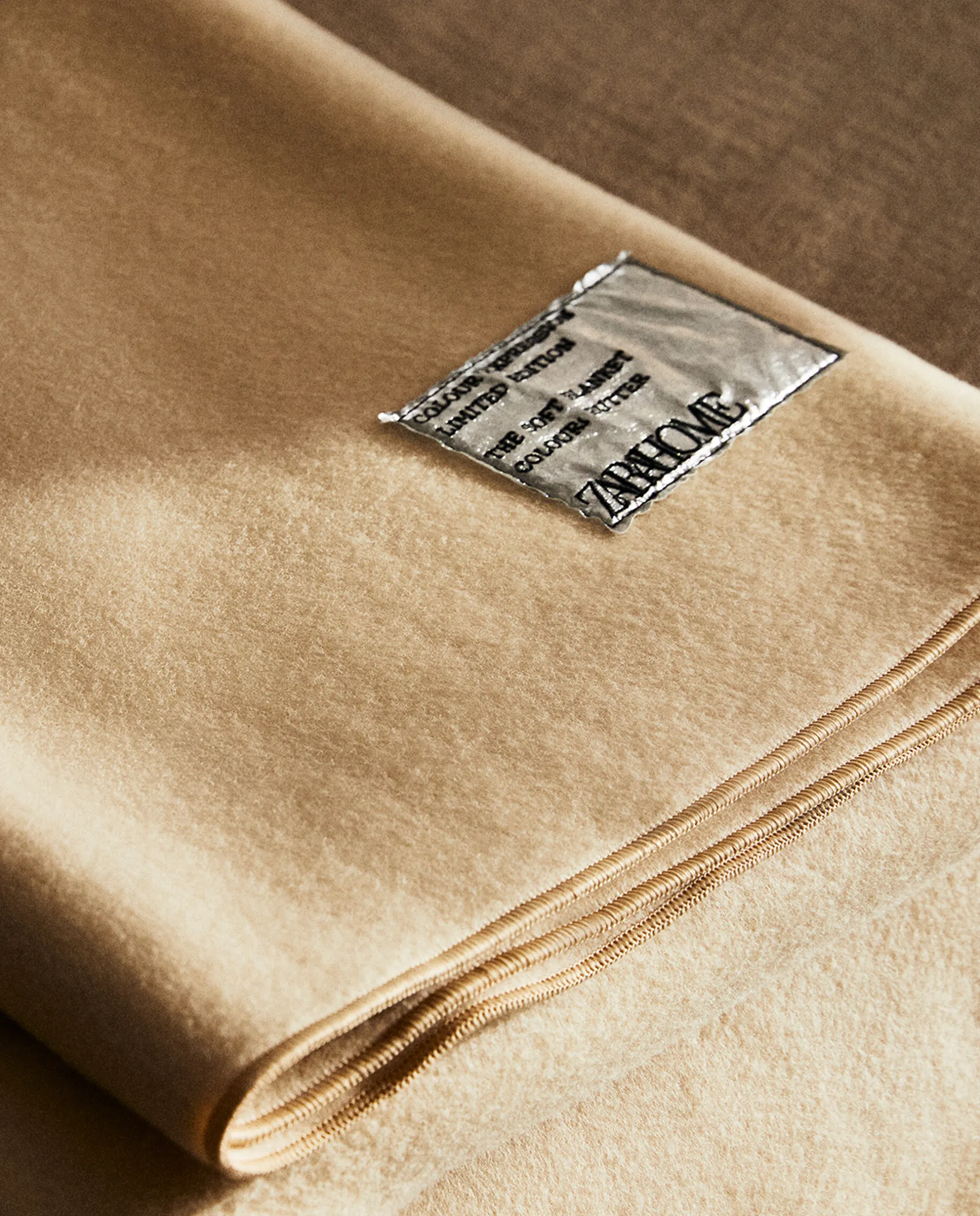 ZARA Home Solid Color Wool Blanket