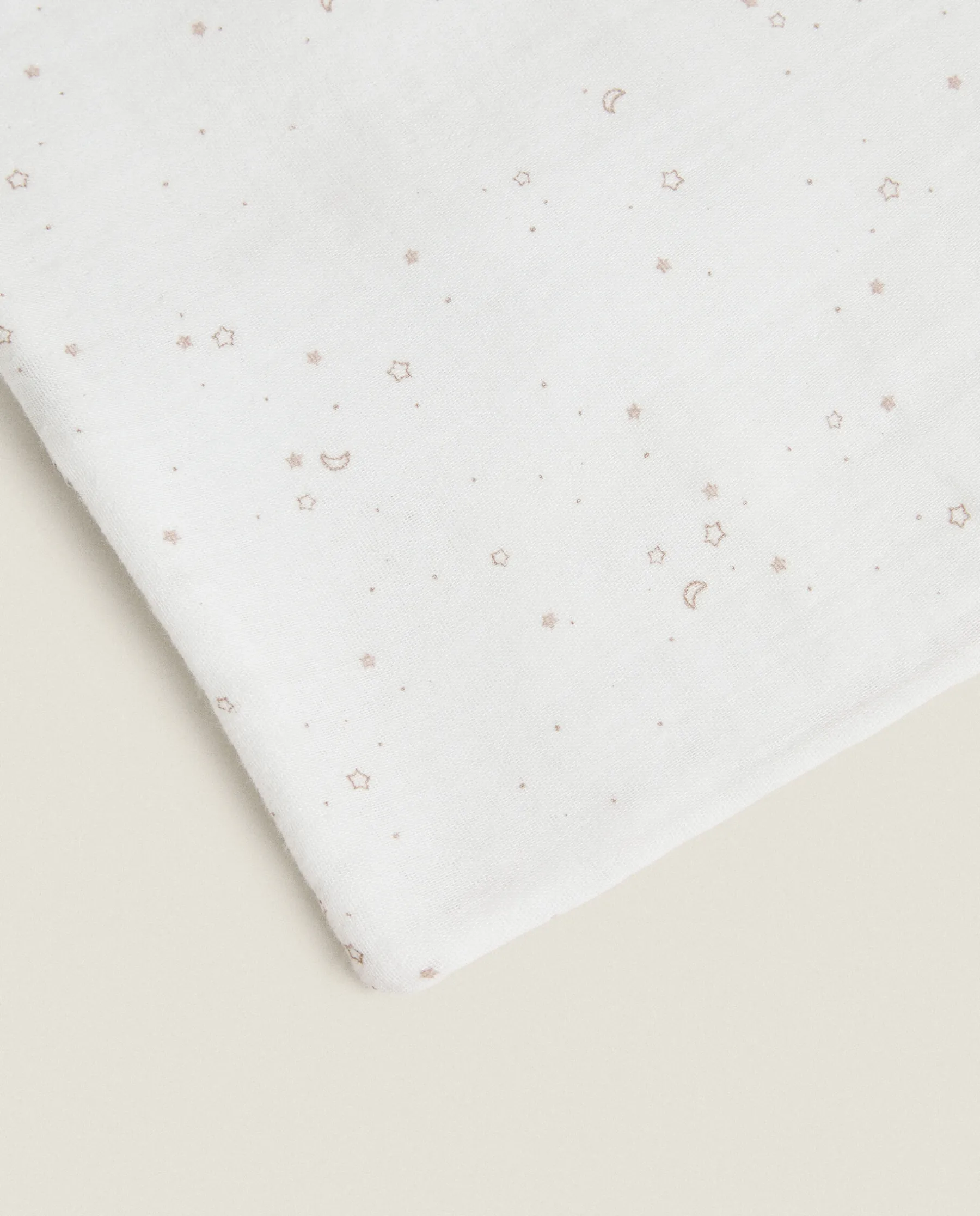 ZARA Home Star Crepe Towel