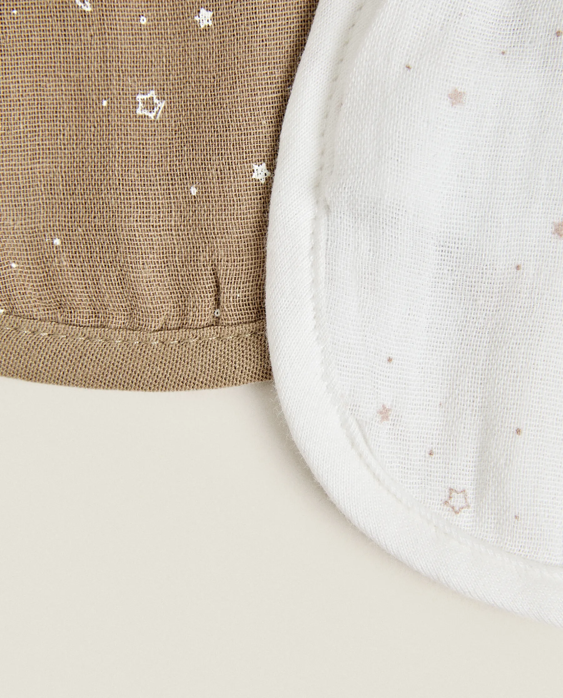 ZARA Home Star Print Muslin Bibs (Set Of 2)