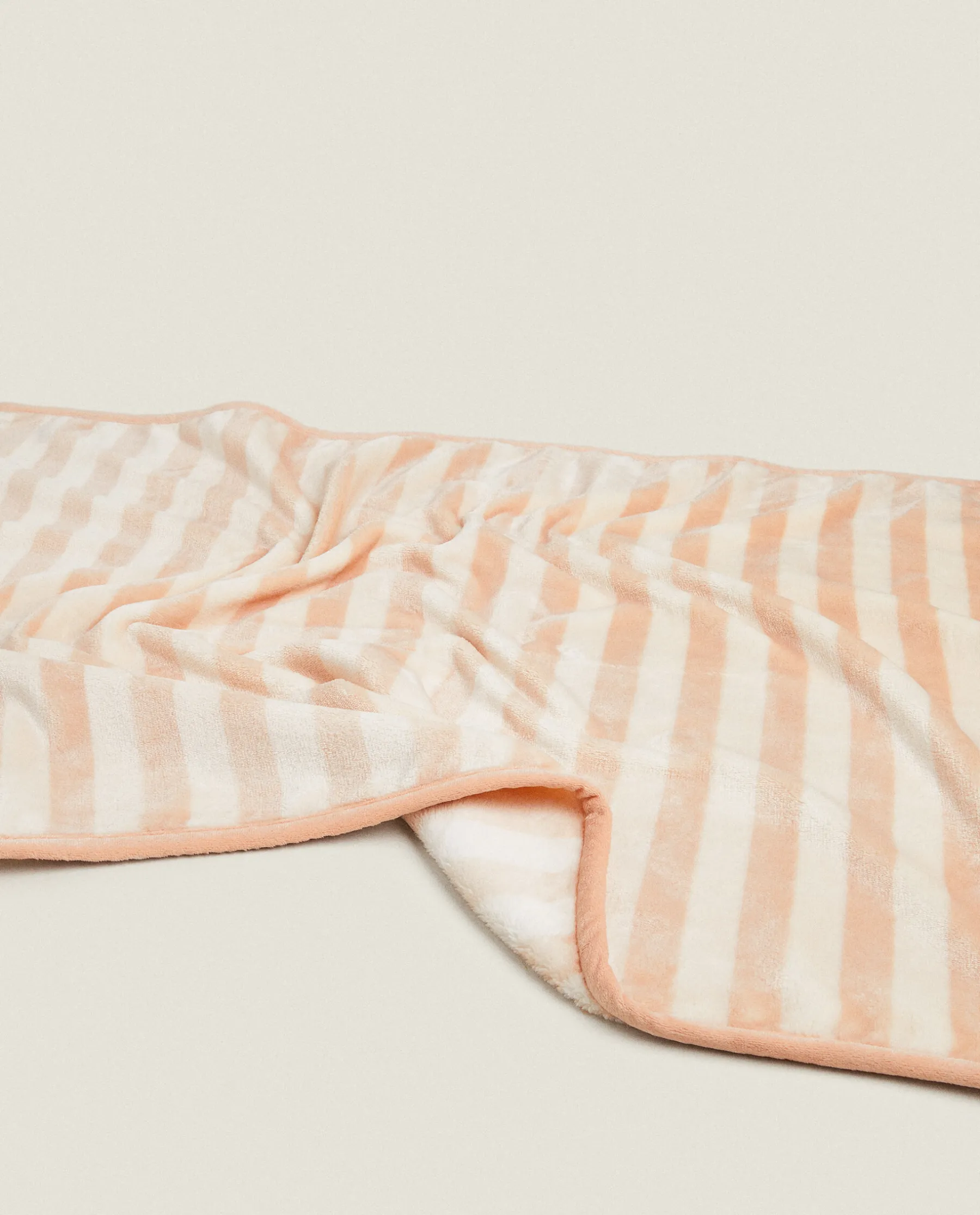 ZARA Home Striped Fleece Blanket