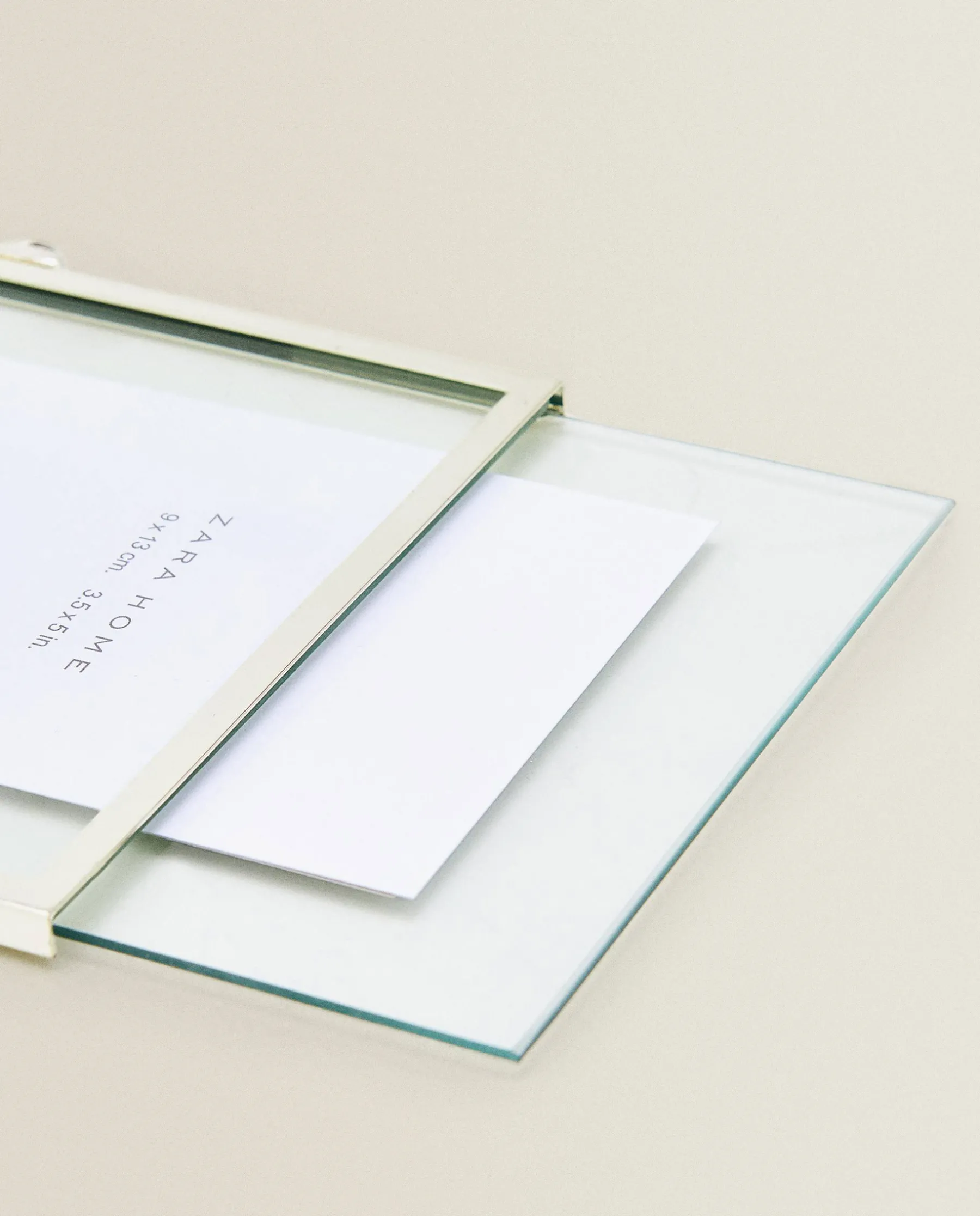 ZARA Home Tabletop Frame