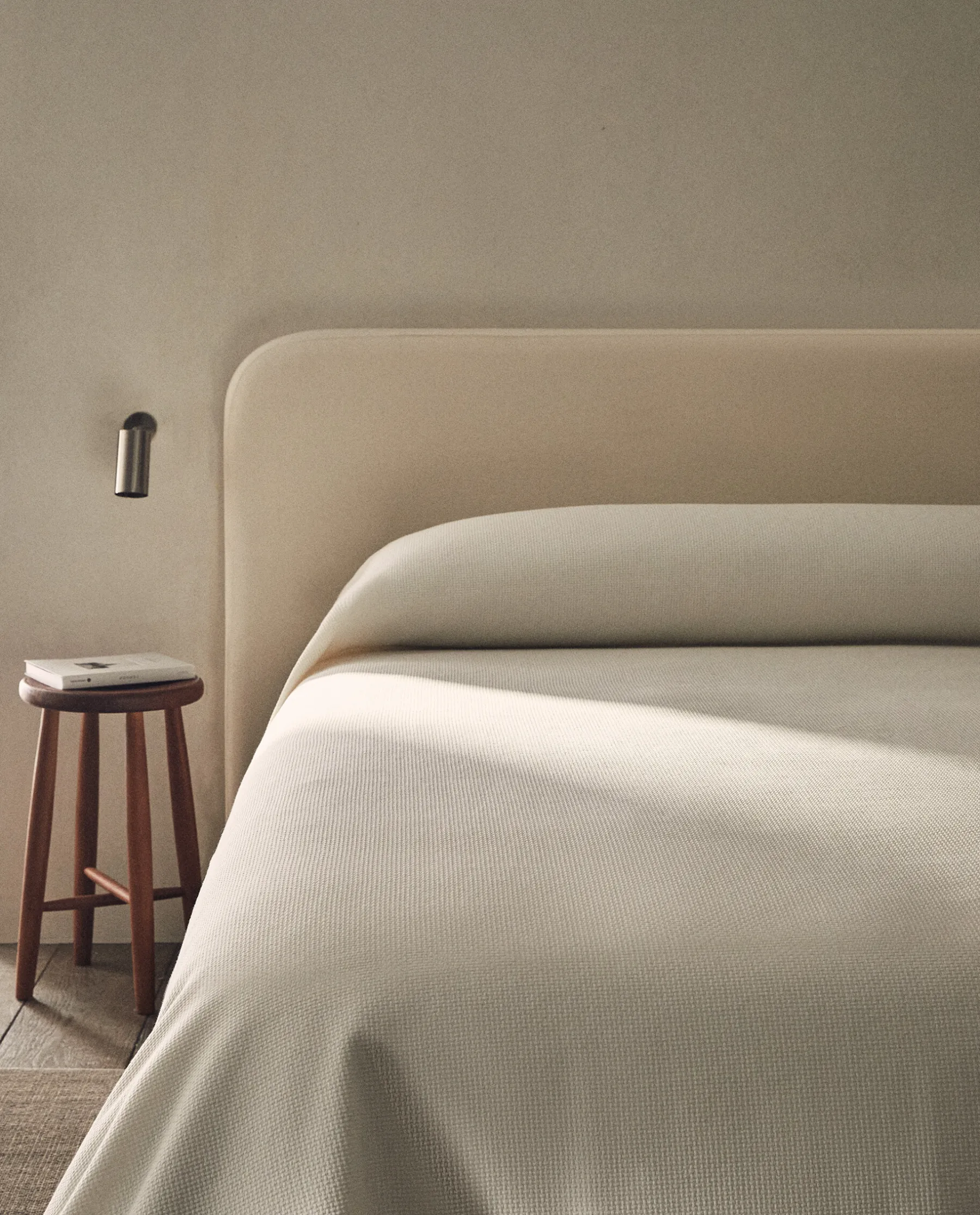 ZARA Home Textured Bedspread
