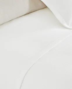 ZARA Home Textured Bedspread