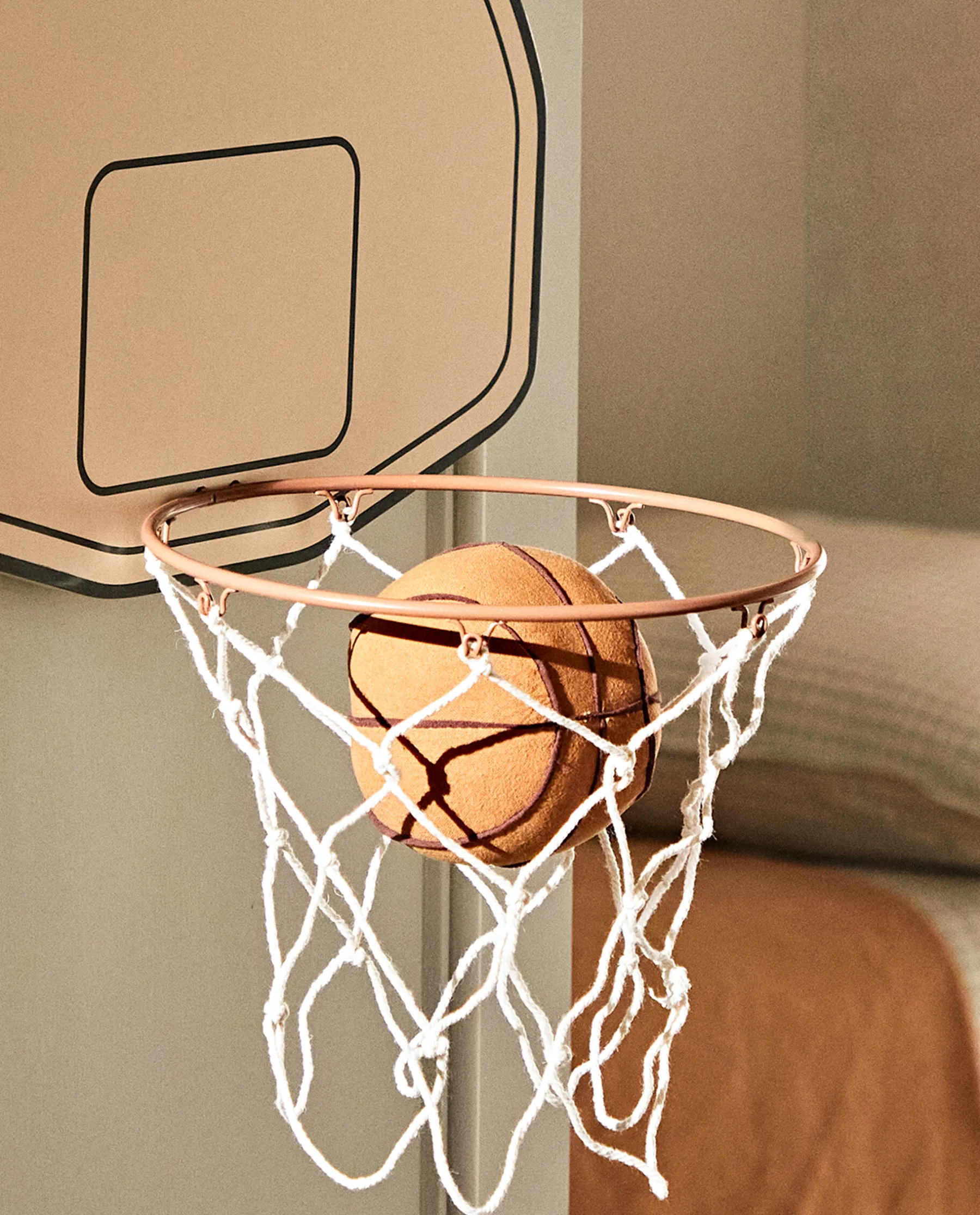 ZARA Home Toy Basketball Hoop