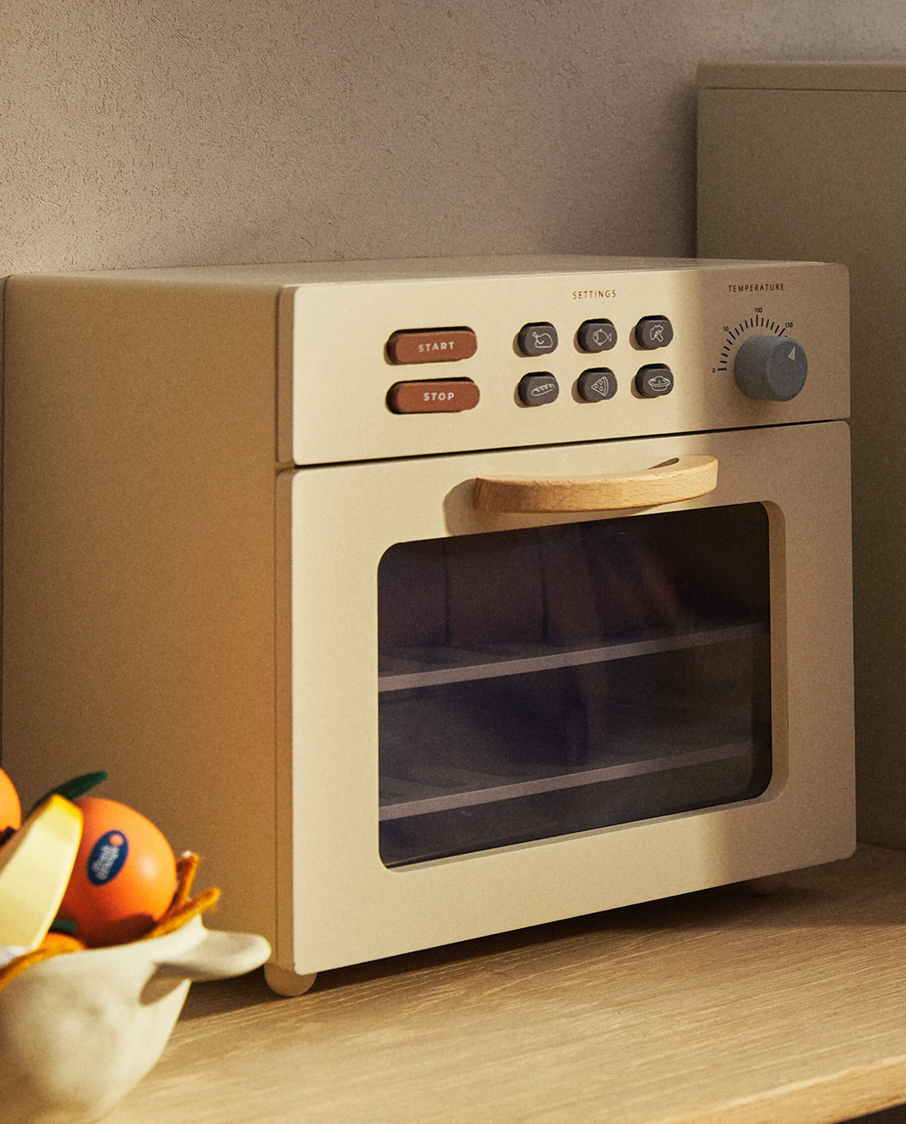 ZARA Home Toy Oven