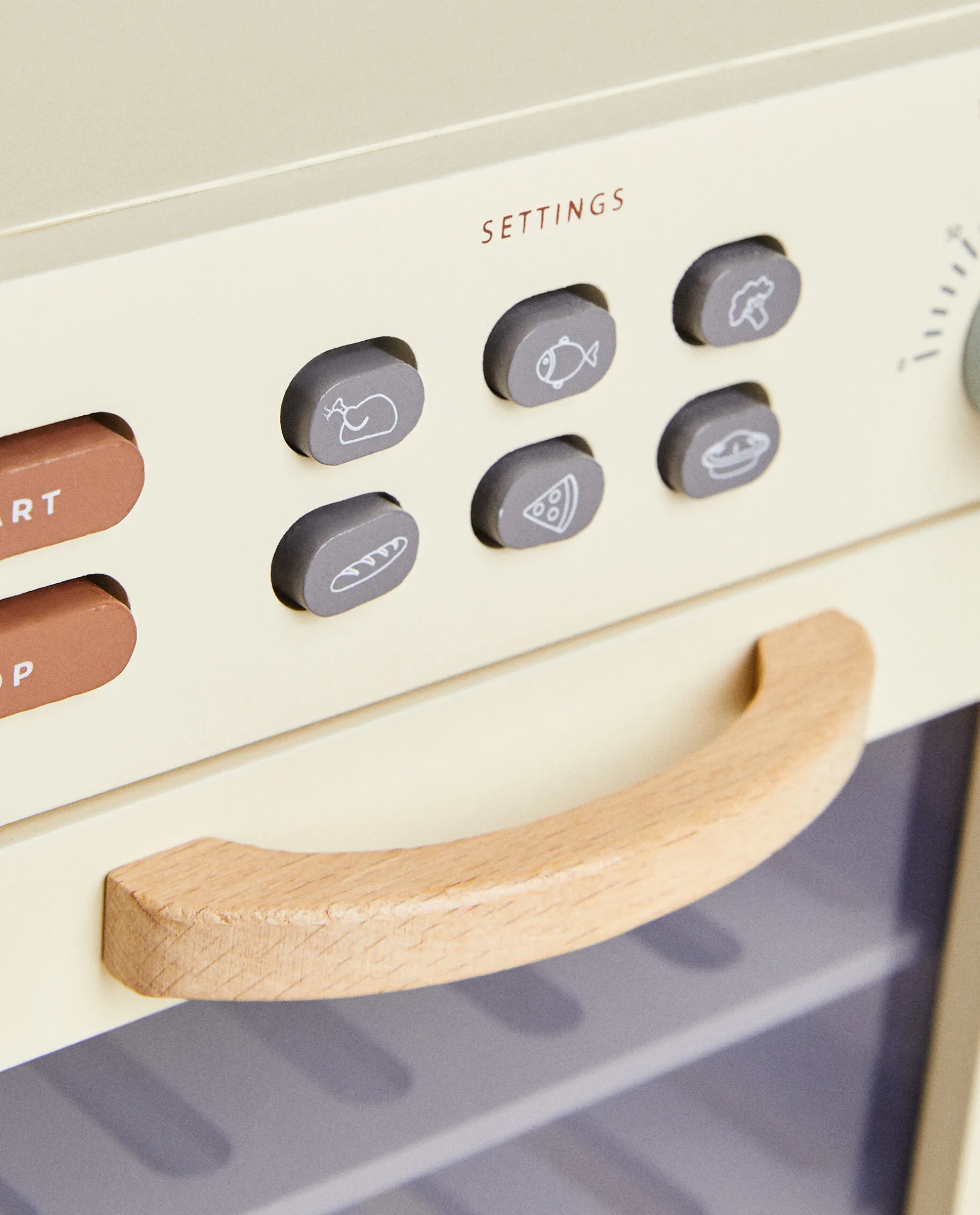 ZARA Home Toy Oven