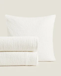 ZARA Home Waffle Knit Bedspread