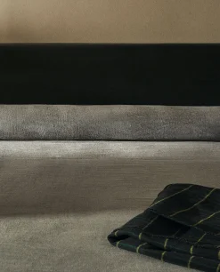 ZARA Home Washed Linen Bedspread (400 Gsm)