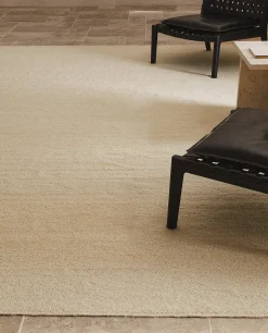 ZARA Home Wavy Woolen Rug