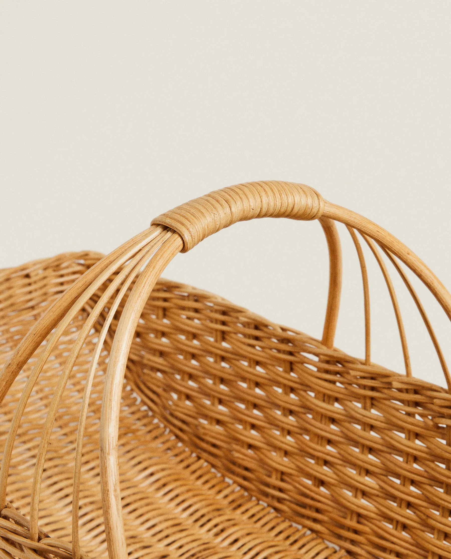 ZARA Home Woven Rattan Hamper