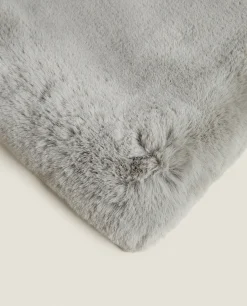 ZARA Home Xl Fuzzy Faux Fur Blanket
