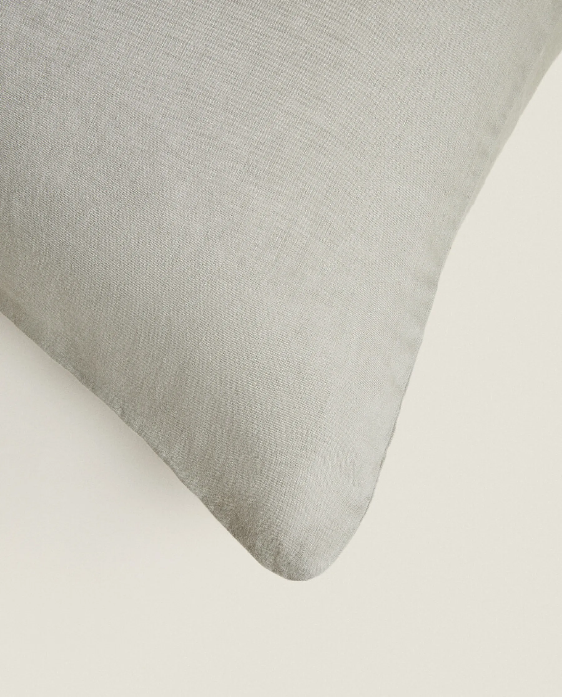 ZARA Home Xxl Throw Pillow Cover